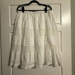 Elegant White Lace Skirt